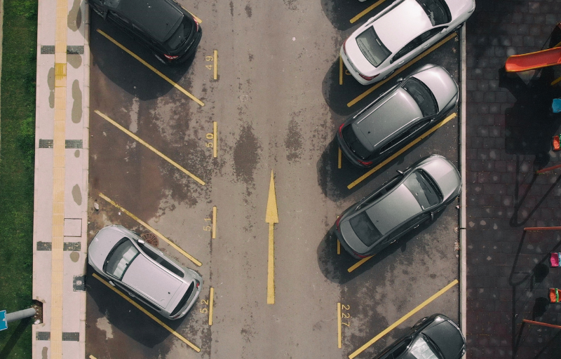Zvýšení bezpečnosti na parkovištích: jak zabránit nehodám