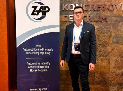 Patrik Zúrik sa zúčastnil konferencie NEWMATEC 2025