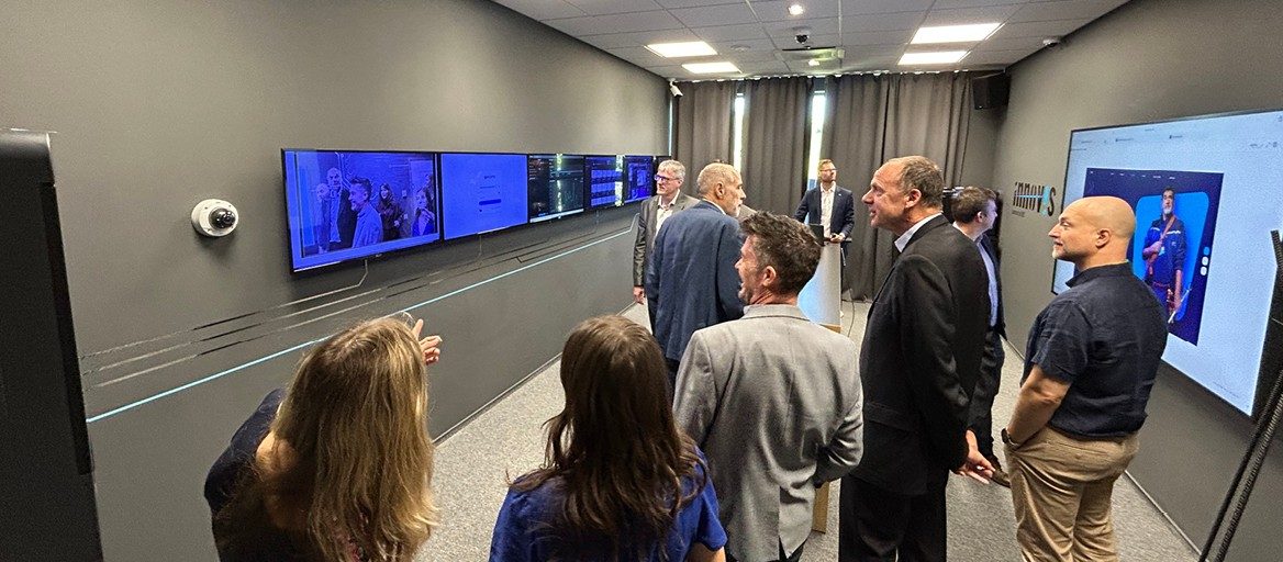 „Tour de M2C“.  Členové FČOK nahlédli do budoucnosti správy budov