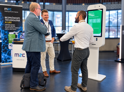Networking u interaktivního kiosku